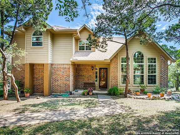 3rd image of 7434 Hummingbird Hill Ln