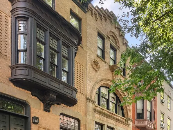 138 East 95th Street image 3 of 21
