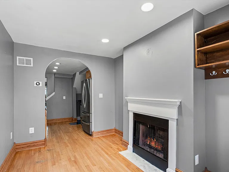 900 Harden Ct — Photo 8