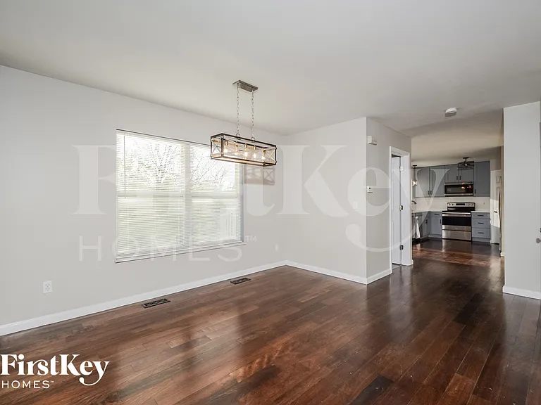 457 Oak Glen Dr — Photo 4