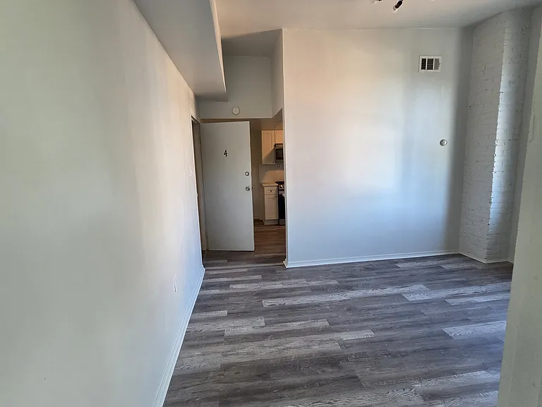 621-623 Lincoln Ave #4 — Photo 11