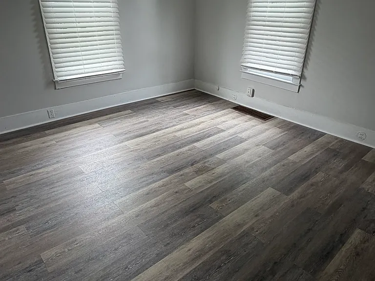 258 Saint Andrews Ave — Photo 4