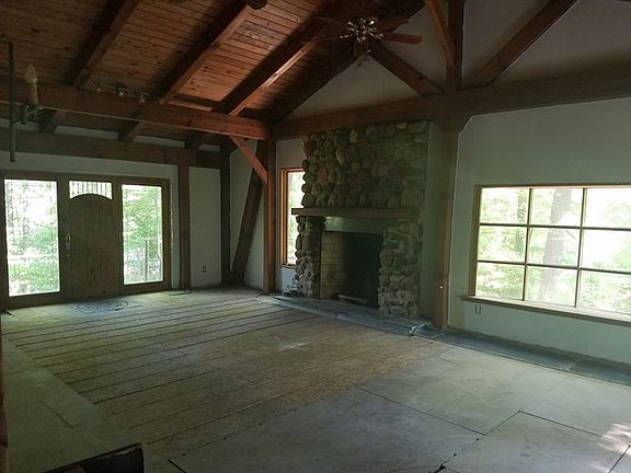 4th image of 957 Mitchell Mill Rd