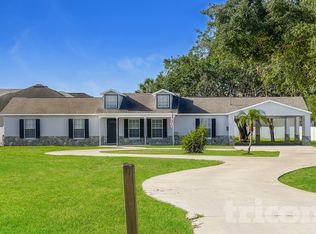 7029 Symmes Rd, Gibsonton, FL 33534