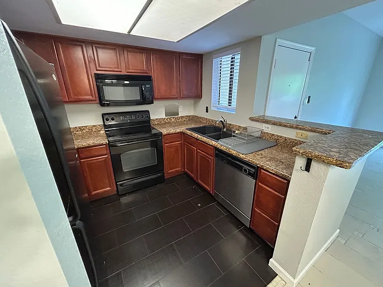 5757 W Eugie Ave #2070 — Photo 2