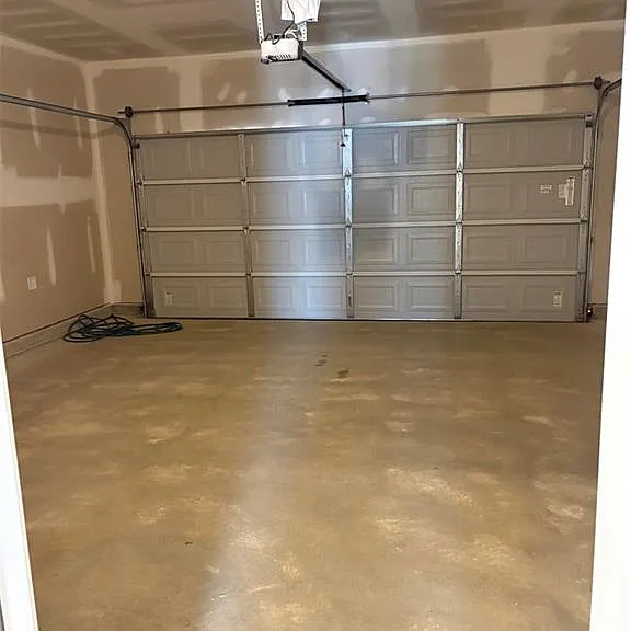329 Bloomfield Cir — Photo 19