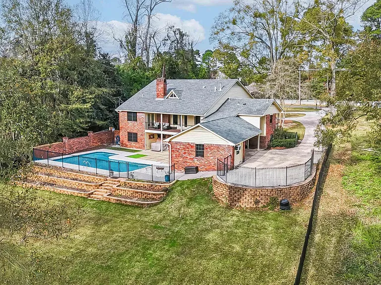6414 Highland Rd — Photo 1