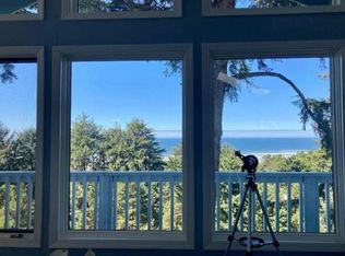 3614 NW Shore View Loop, Waldport, OR 97394