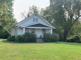 29 Holly Dr, Glen Carbon, IL