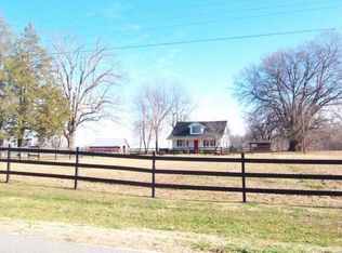 1336 Lowrance Rd, Catawba, NC 28609