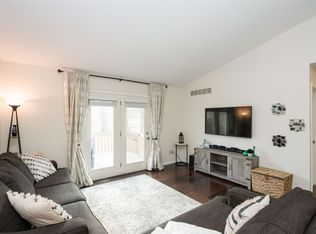 1970 Holiday Rd, Coralville, IA 52241