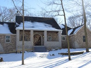 2726 E 1959th Rd, Ottawa, IL 61350