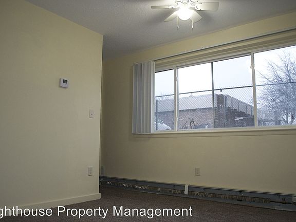 5th image of 640 36th St SW APT 104