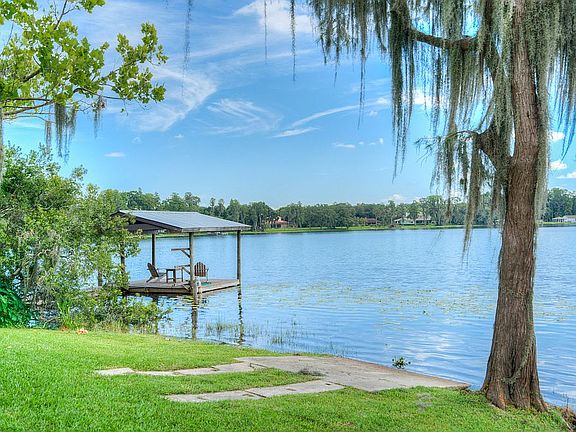 5th image of 15106 Lake Magdalene Blvd