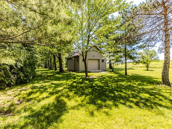 4th image of 5445 W County Road 350 N