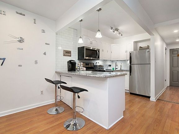 3rd image of 64 E 129th St #1