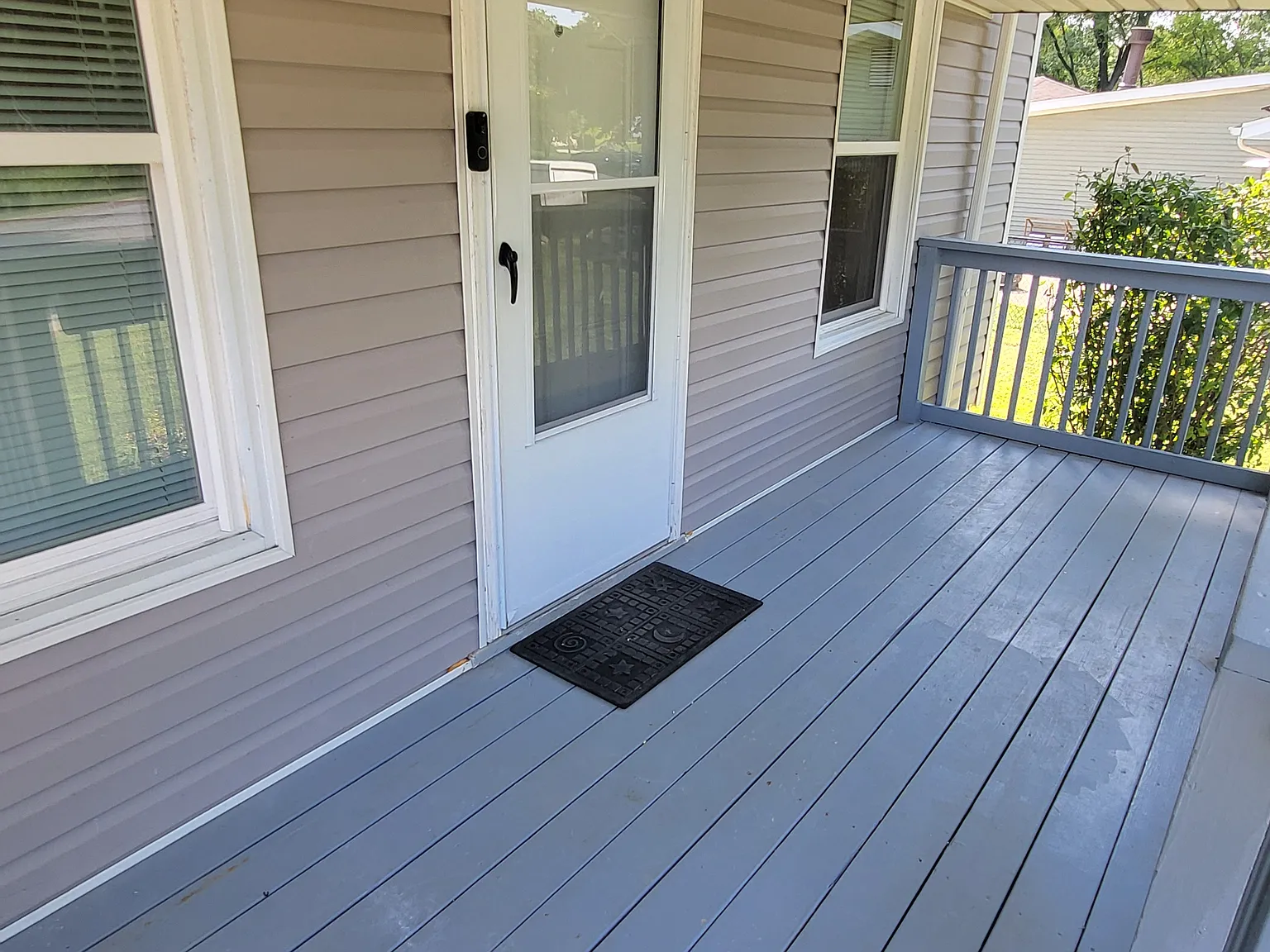 3 bed, 1937 sqft, $1,900 — Photo 2