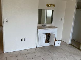 10913 Aztec Ln APT B, Adelanto, CA 92301