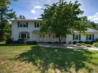 518 Glen Ridge Dr, Bridgewater, NJ 08807