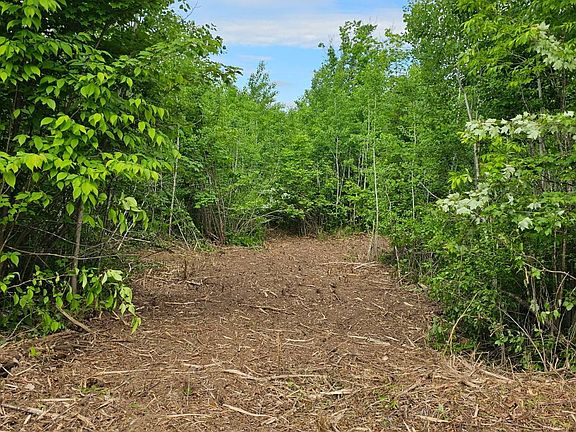 5th image of 4 E County Road T