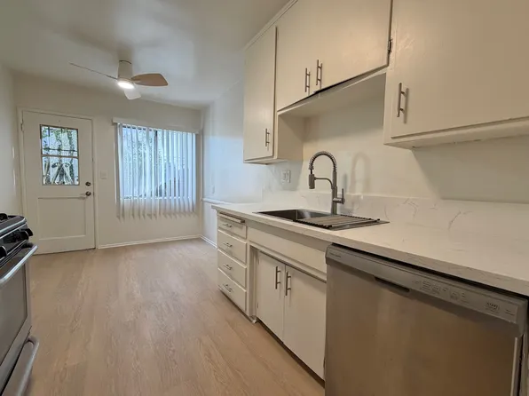 4307 Cedros Ave #4311-2, Sherman Oaks, CA 91403