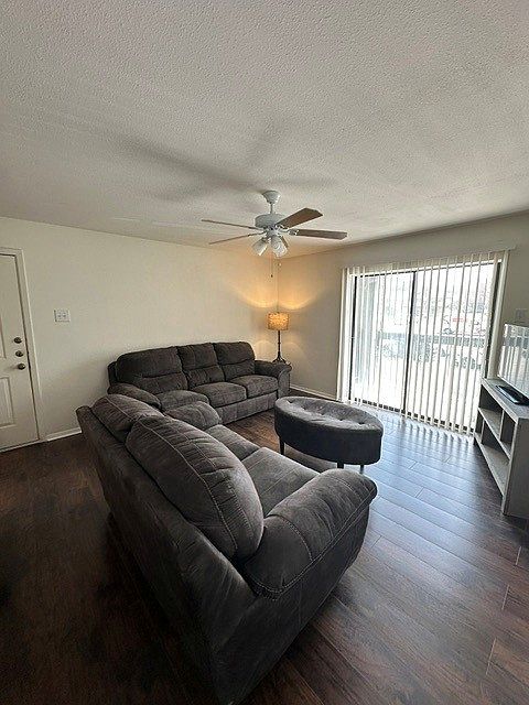 1st image of 218 N Texas Blvd APT 201