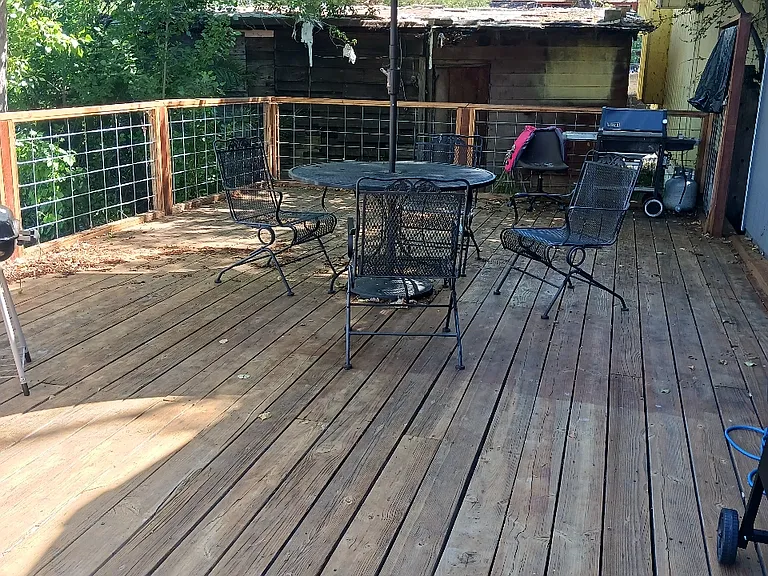 140 Short St #1 — Photo 3