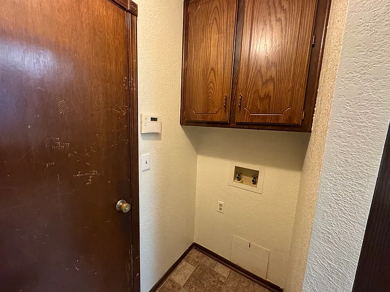 8413 Woodfield St — Photo 15