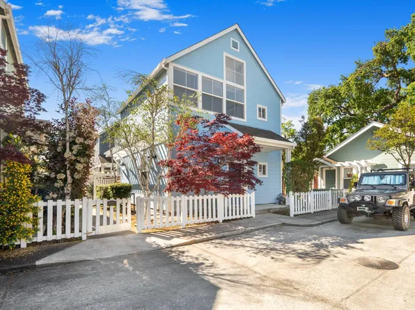 42 W 1st St, Morgan Hill, CA 95037