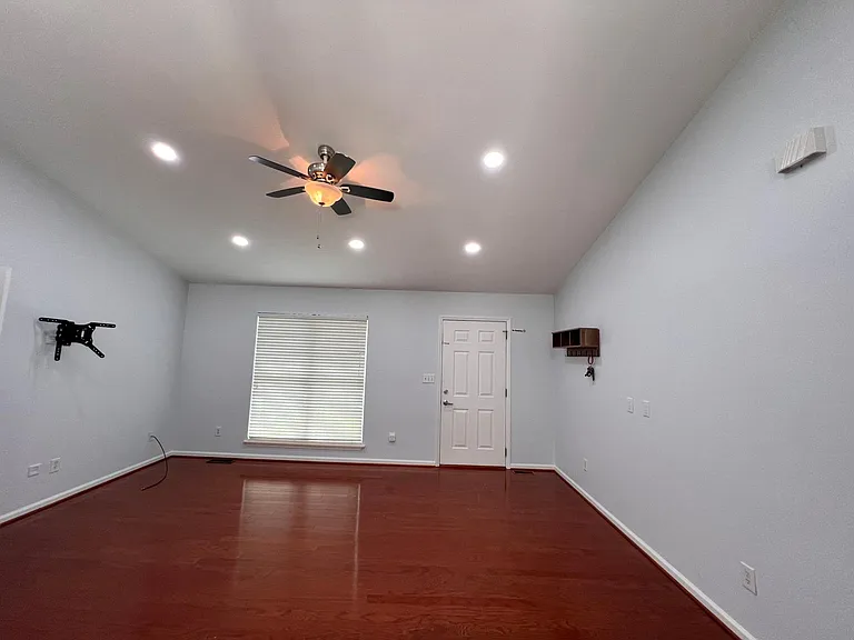 5312 Rea Rd — Photo 6