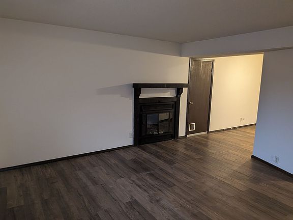 4th image of 2411-2413 Kendallwood Rd