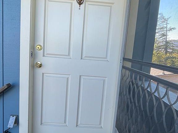 4th image of 1712 Fernwood Way
