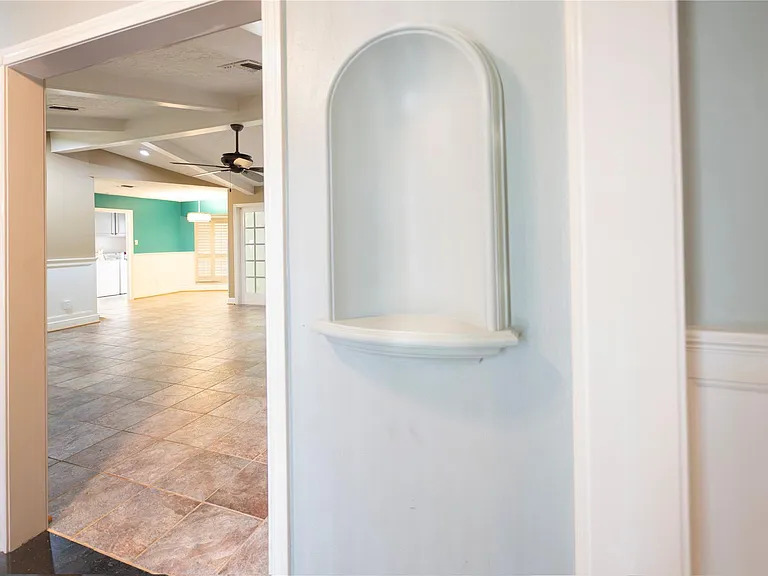 7546 Maple Tree Dr — Photo 11