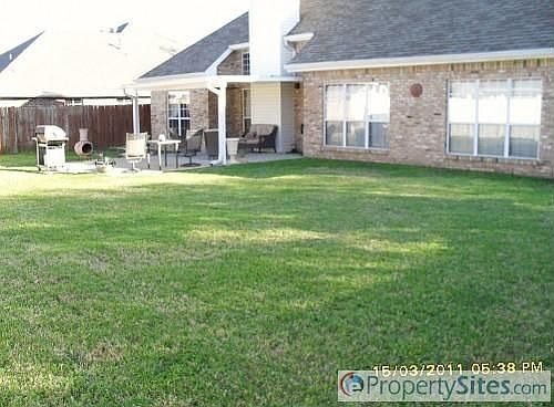 3rd image of 1733 Harvest Dr