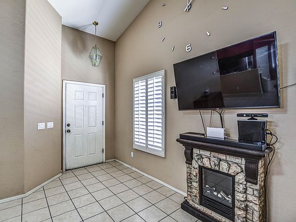 5th image of 10236 W Preston Ln
