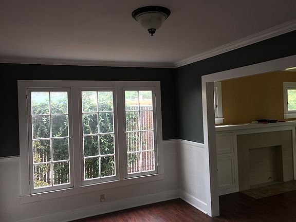 3rd image of 951 Hilldale Ave
