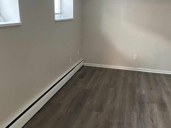 3rd image of 2311 E North Ave #10456930