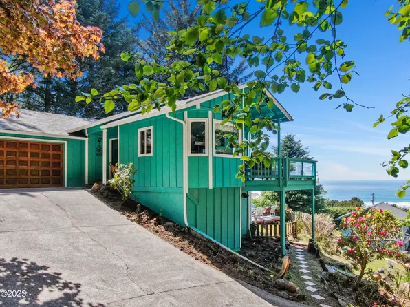 260 Highway 101 S, Yachats, OR 97498