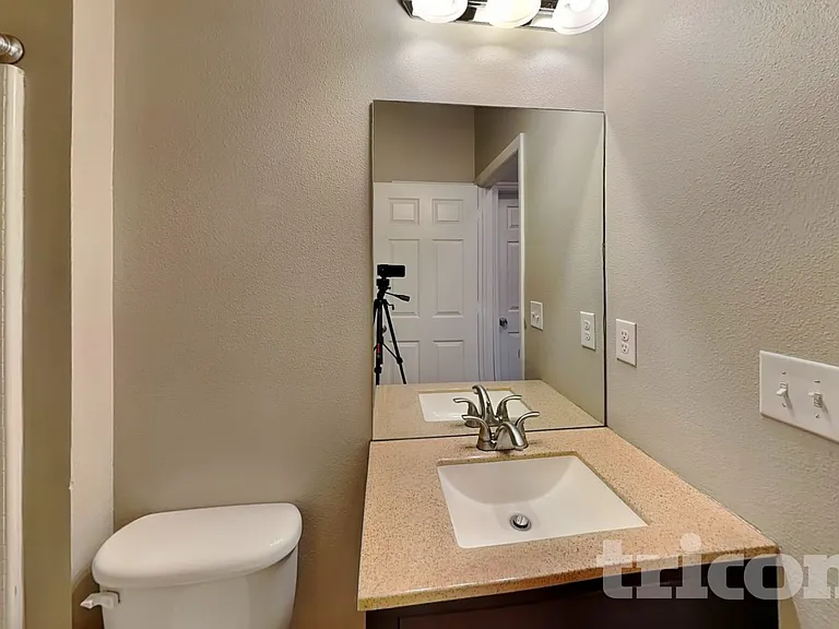 1109 Lauren Manor Loop — Photo 15