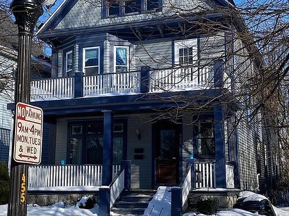 3rd image of 455 Crescent Ave