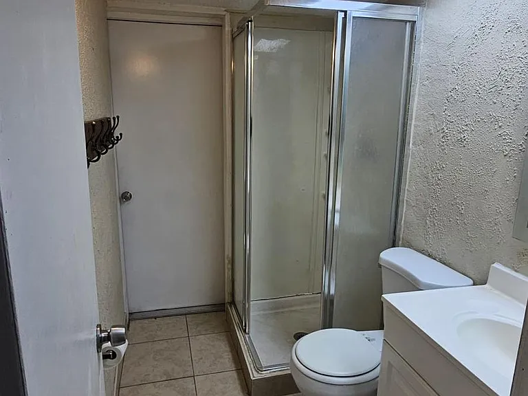 9116 Hunt Club Ln — Photo 11