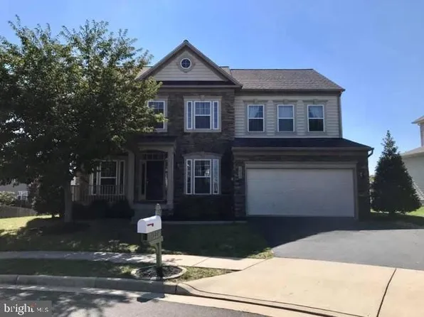 14220 Ladderbacked Dr, Gainesville, VA 20155