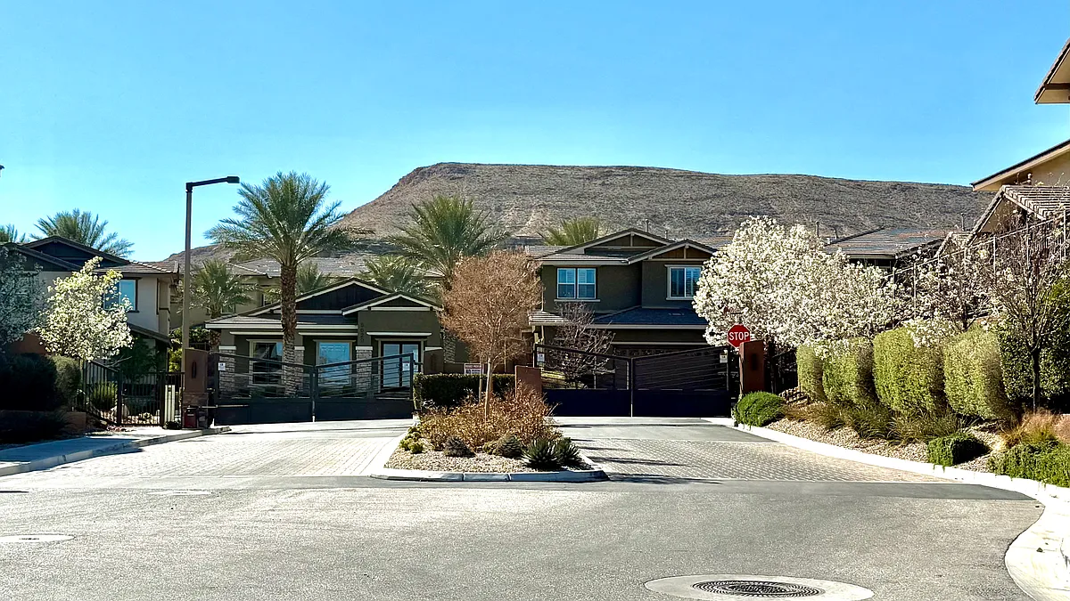 Building Photo - 5707 Garriga Dr