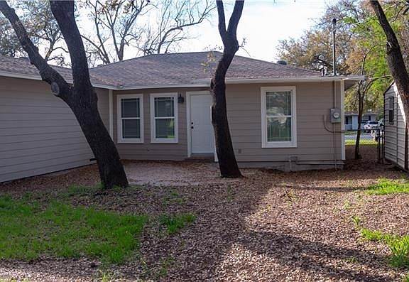 3rd image of 1112 Phillips Blvd