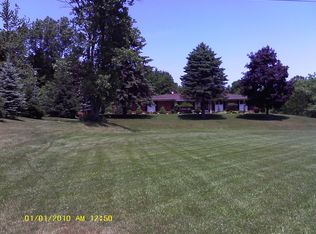 2820 Ray Rd, Oxford, MI 48370