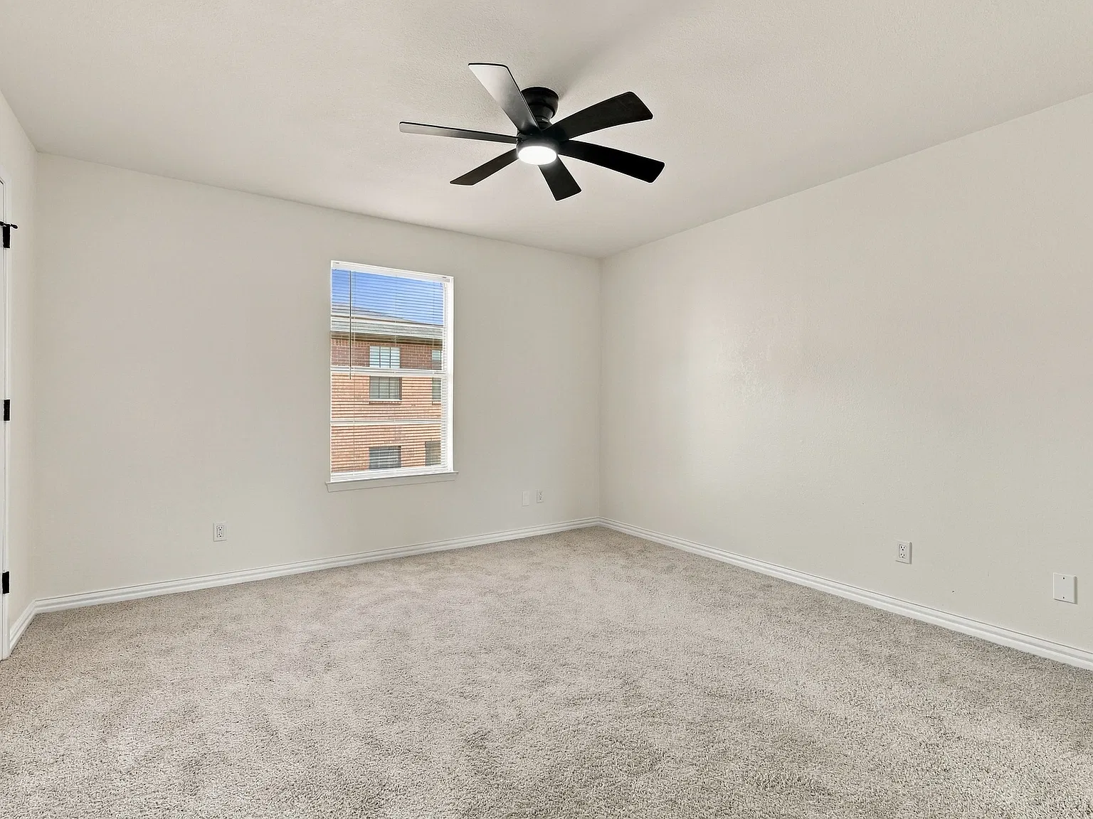 8108 Foxfire Ln — Photo 3