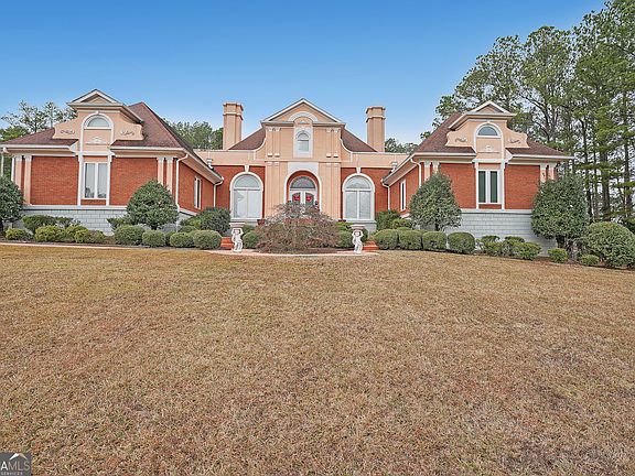 3rd image of 1827 Poplar Springs Rd