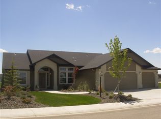 547 Black Rock Dr, Meridian, ID 83646