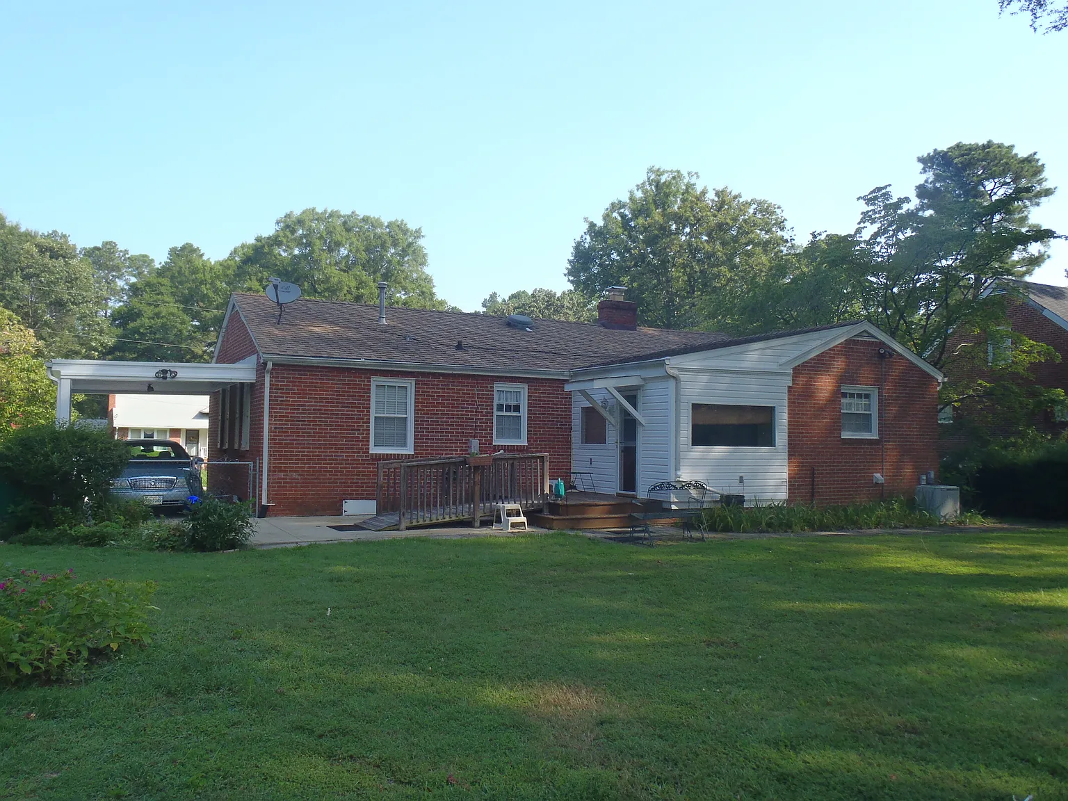 606 Hoke Dr photo 1