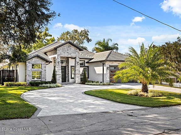 3rd image of 12820 Claywood Dr